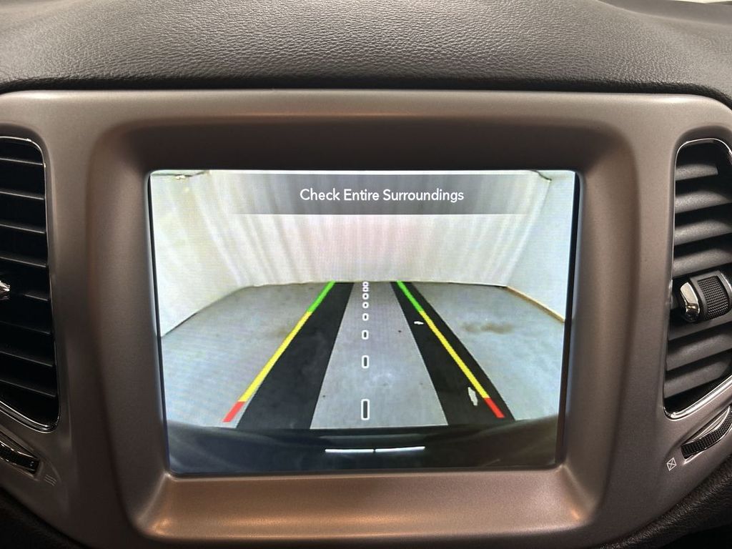 2020 Jeep Compass Latitude - Photo 15