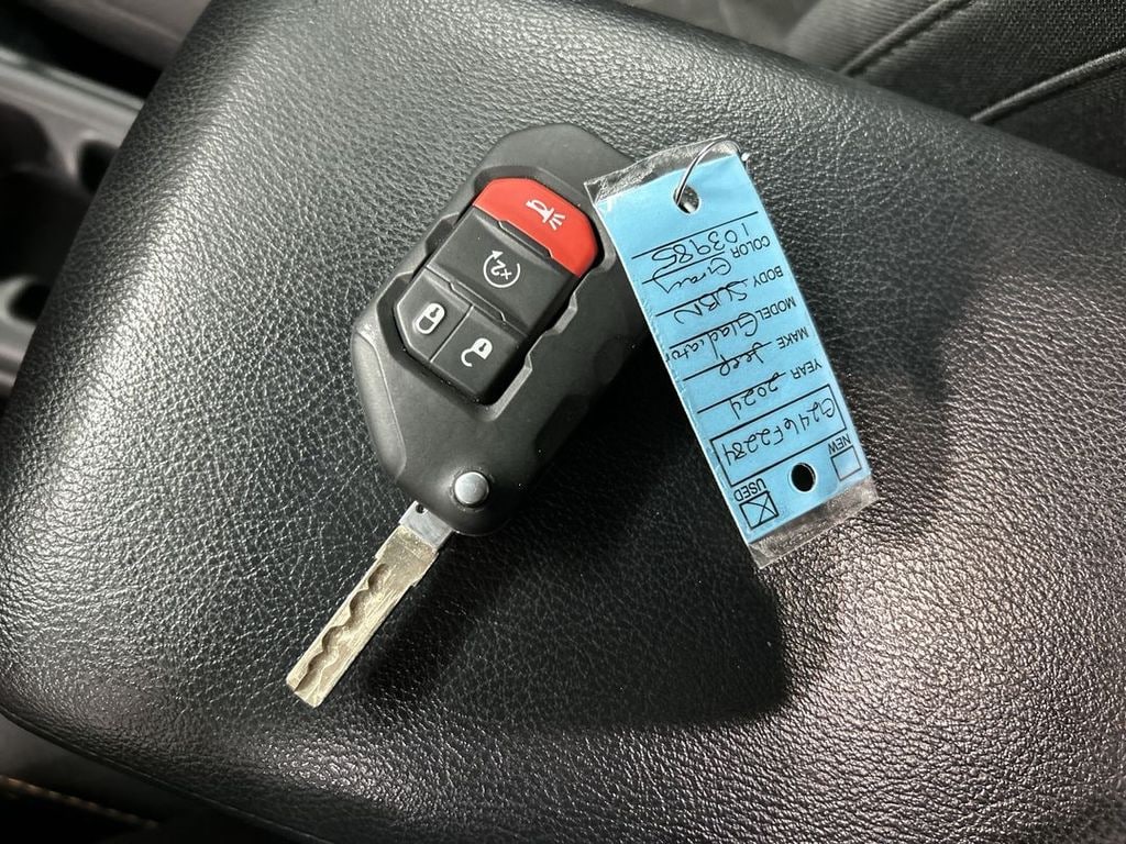 2024 Jeep Gladiator Mojave - Photo 10
