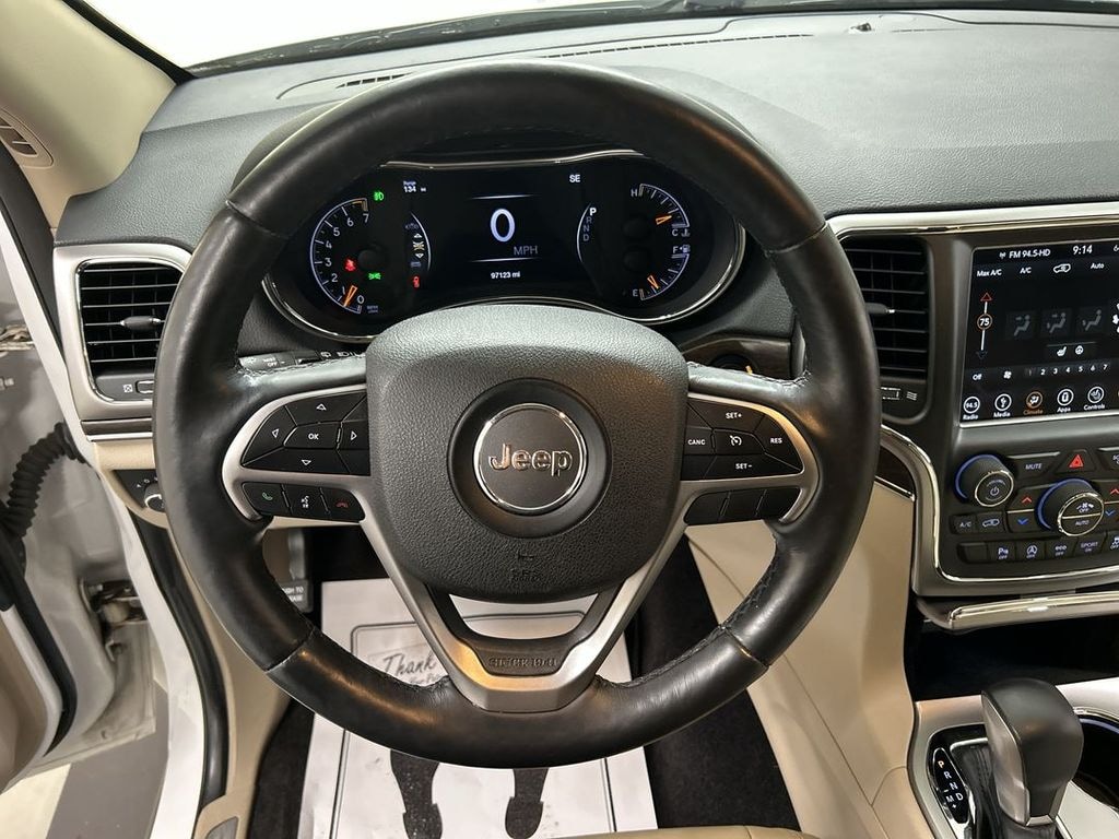 Used 2018 Jeep Grand Cherokee Limited 4x4 SUV