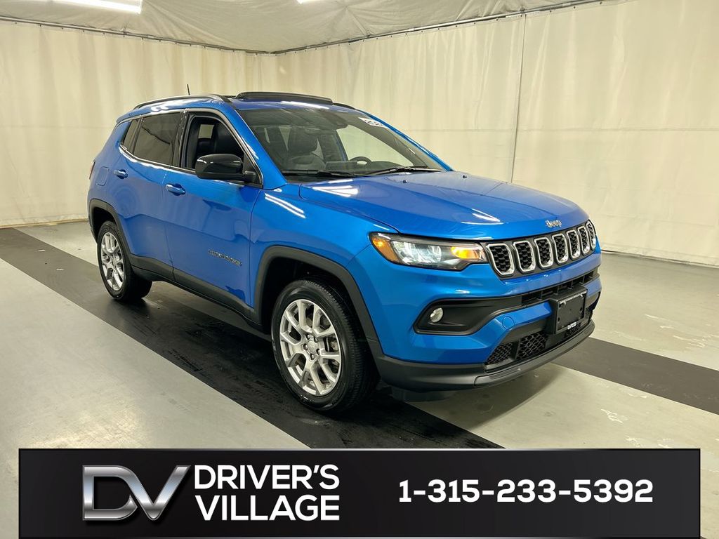 2024 Jeep Compass Latitude Lux