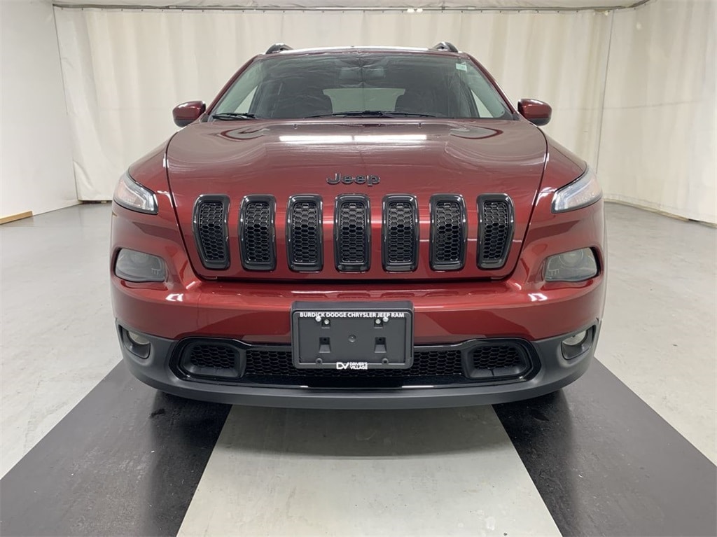 Certified 2018 Jeep Cherokee Latitude with VIN 1C4PJMCB0JD613858 for sale in Cicero, NY