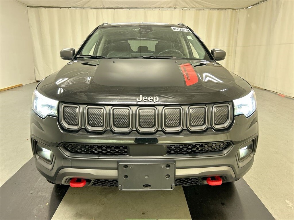 2022 Jeep Compass Trailhawk photo 2