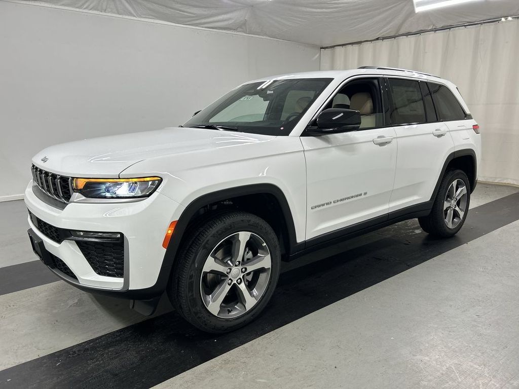 New 2026 Jeep Grand Cherokee LIMITED 4X4 Sport Utility