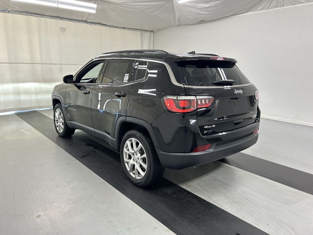 2023 Jeep Compass Latitude Lux - Photo 7