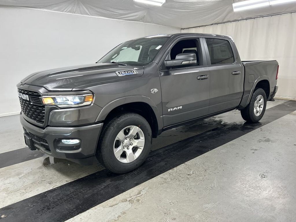 New 2026 Ram 1500 BIG HORN CREW CAB 4X4 5'7 BOX Pickup