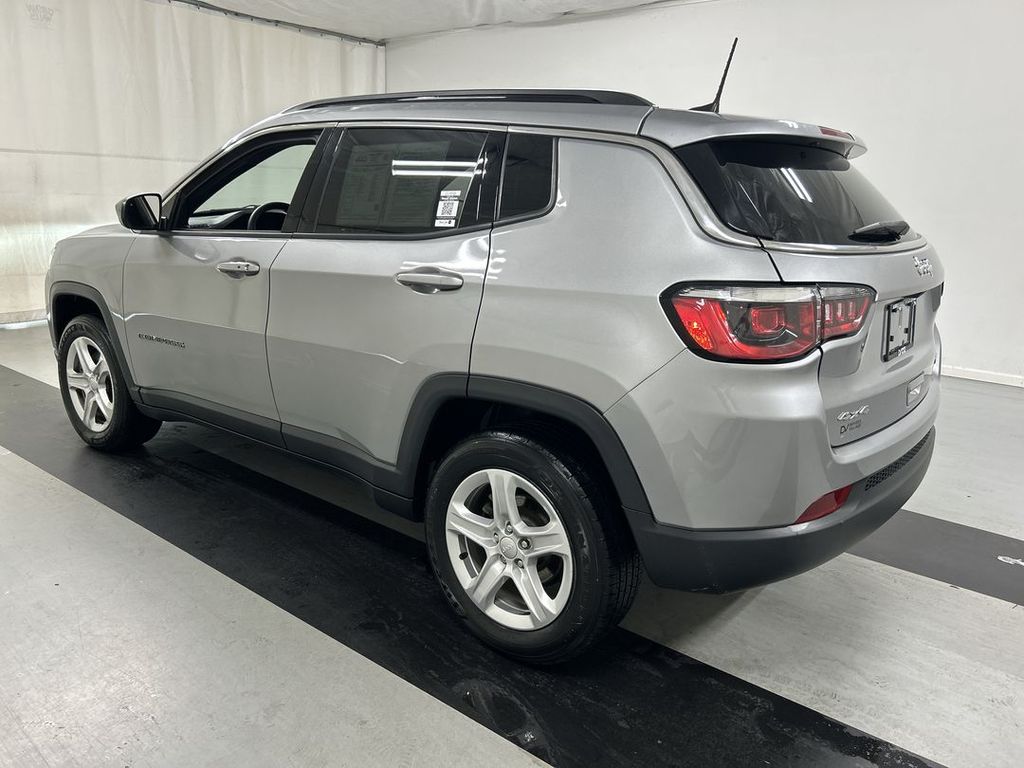 2023 Jeep Compass Latitude - Photo 7