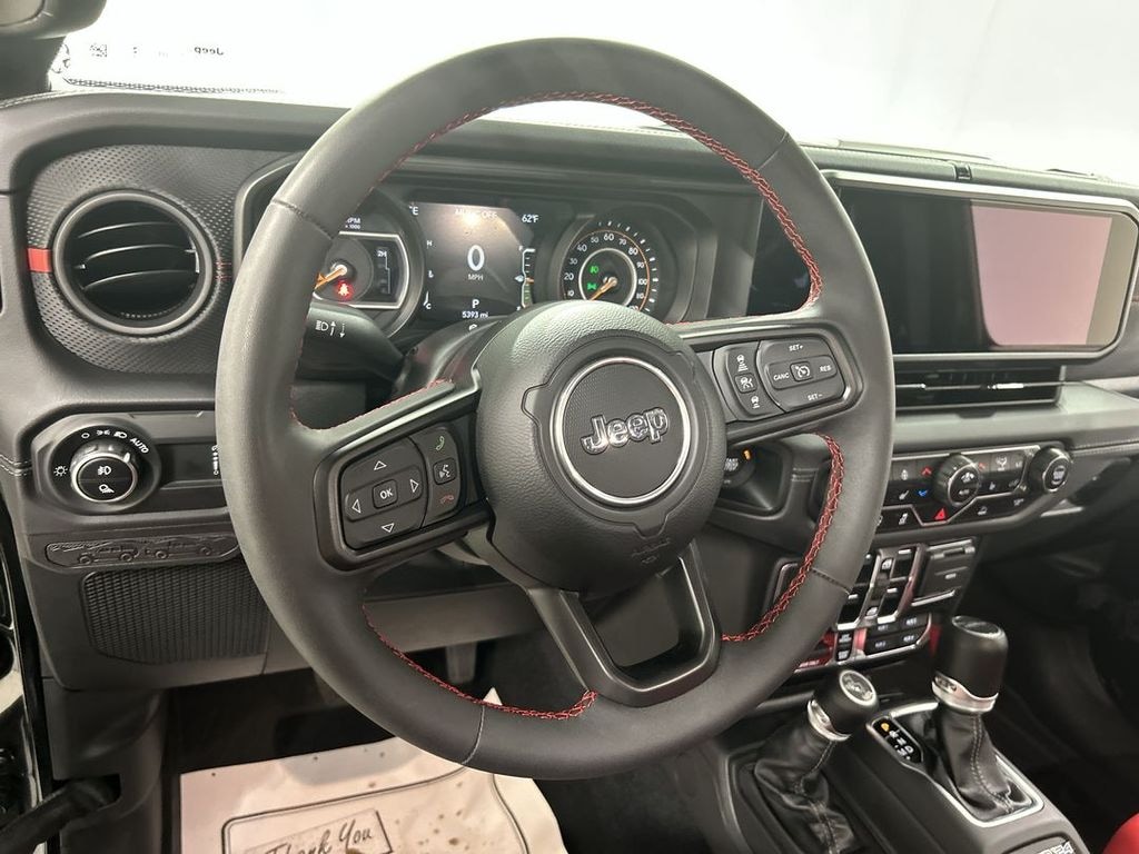 Used 2024 Jeep Gladiator Rubicon Truck Crew Cab