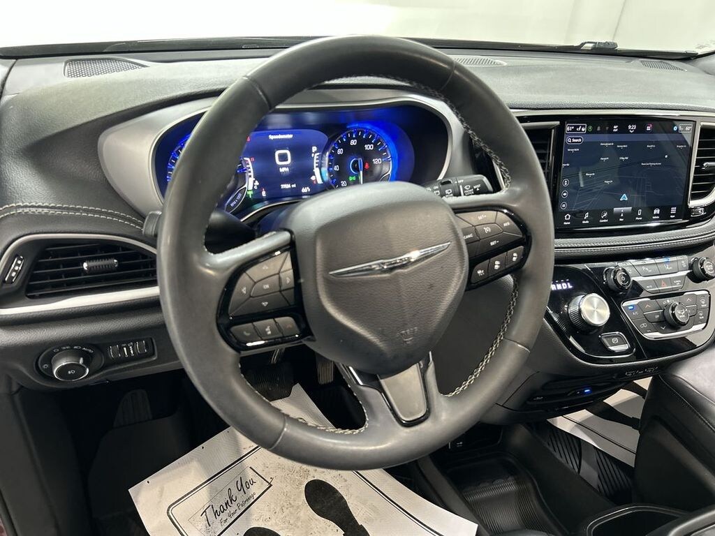 Used 2023 Chrysler Pacifica Touring L Van Passenger Van