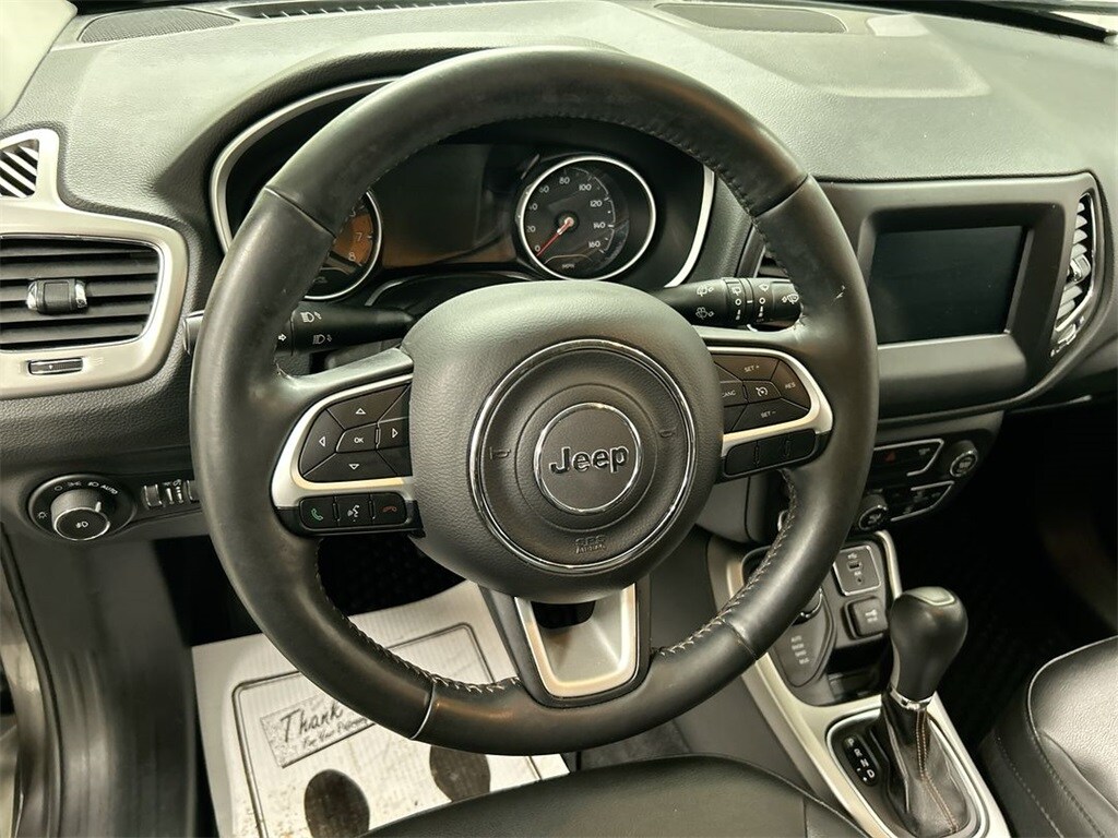 2018 Jeep Compass Latitude photo 3