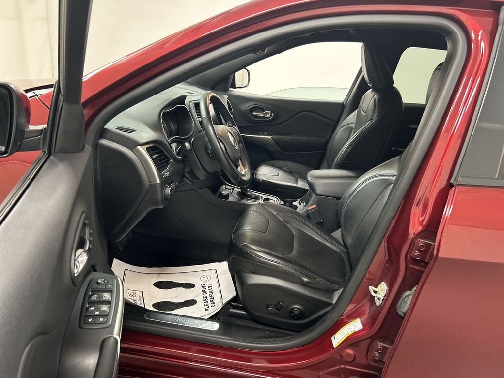 2020 Jeep Cherokee High Altitude - Photo 9