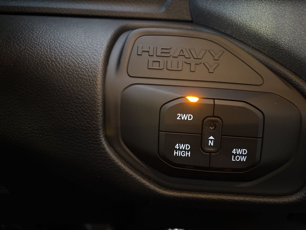 2026 RAM 3500 Chassis Tradesman - Photo 14