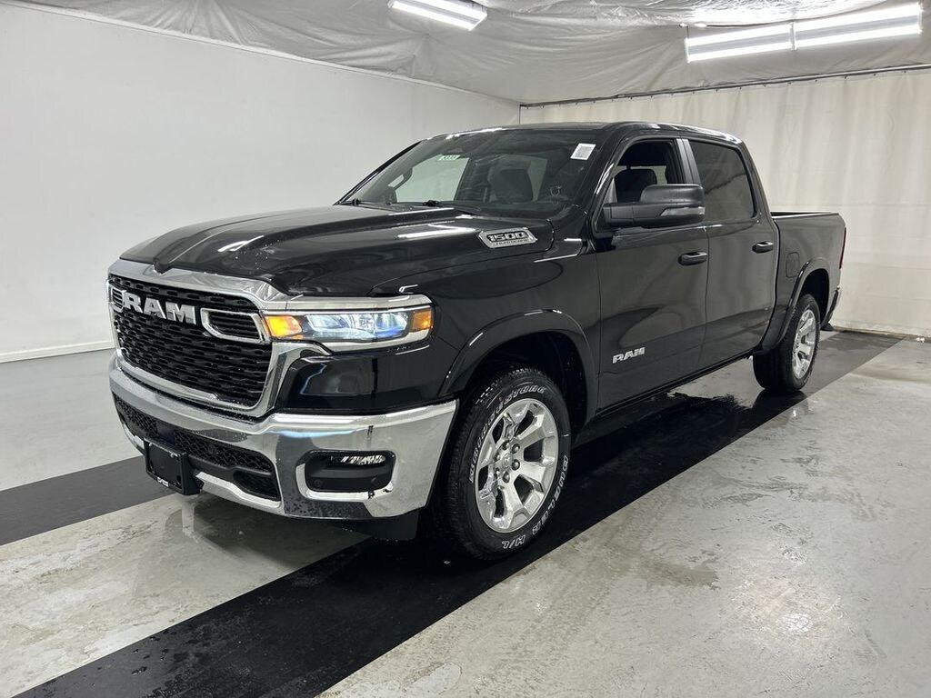 New 2026 Ram 1500 BIG HORN CREW CAB 4X4 5'7 BOX Pickup
