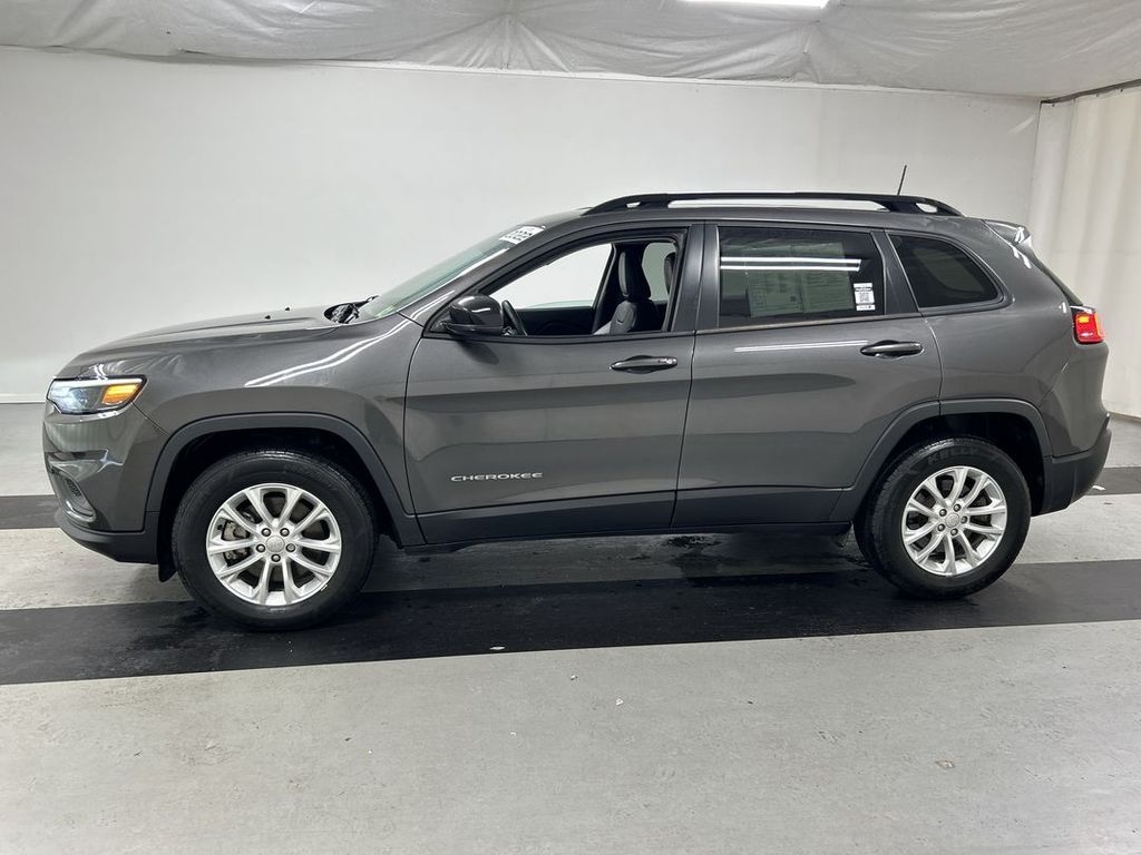 2022 Jeep Cherokee Latitude Lux - Photo 6