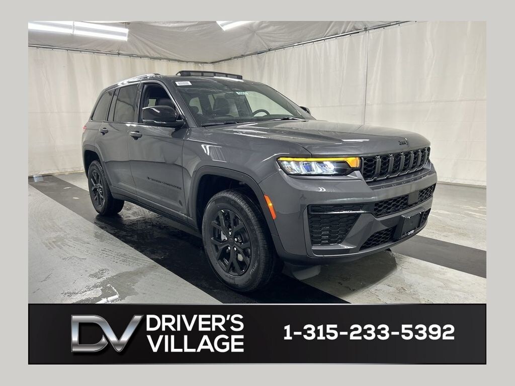 New 2026 Jeep Grand Cherokee LAREDO ALTITUDE 4X4 Sport Utility