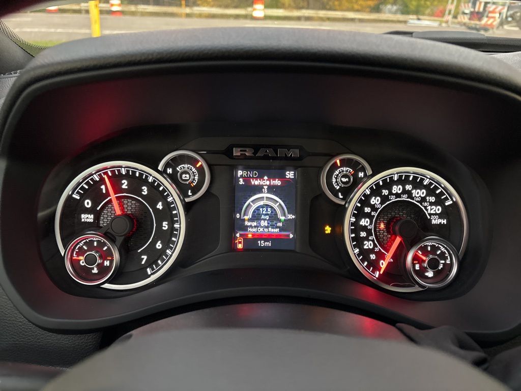 2026 RAM 3500 Chassis Tradesman - Photo 9