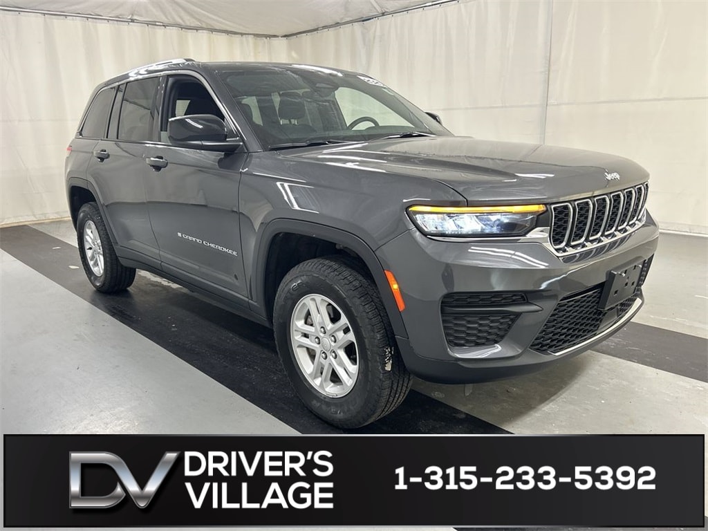 Used 2025 Jeep Grand Cherokee Laredo SUV