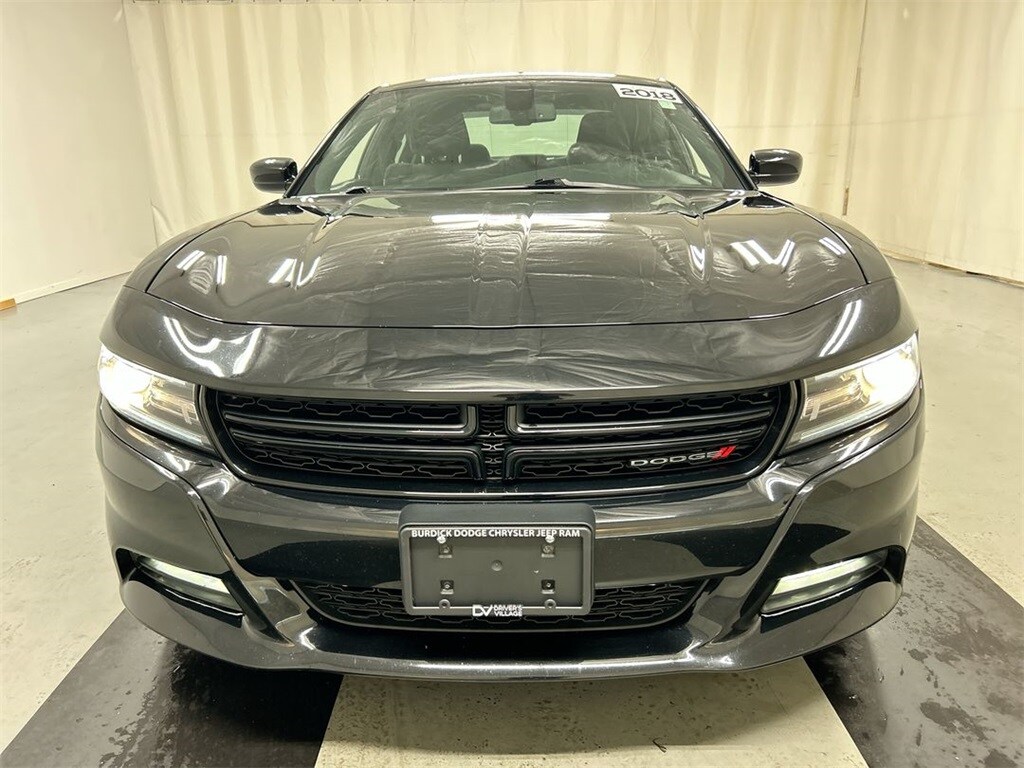 2018 Dodge Charger GT photo 3