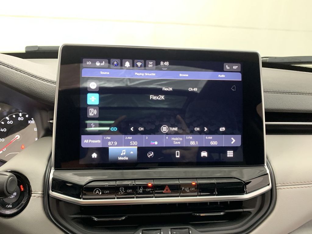 2025 Jeep Compass Limited - Photo 16