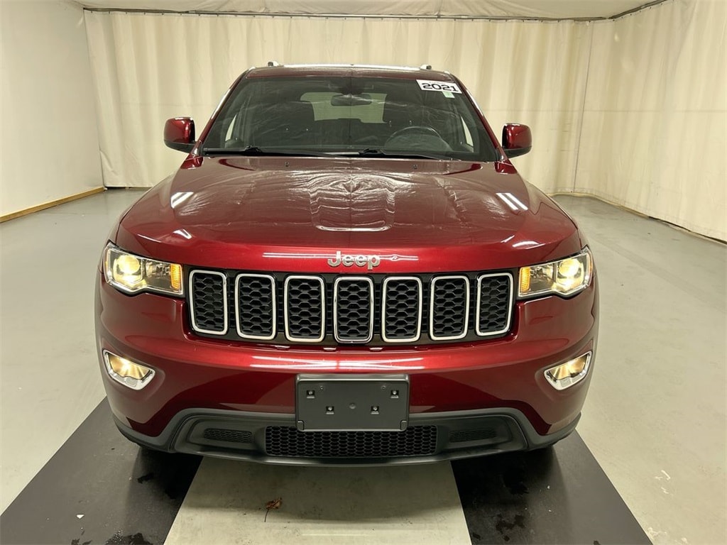 Used 2021 Jeep Grand Cherokee Laredo SUV
