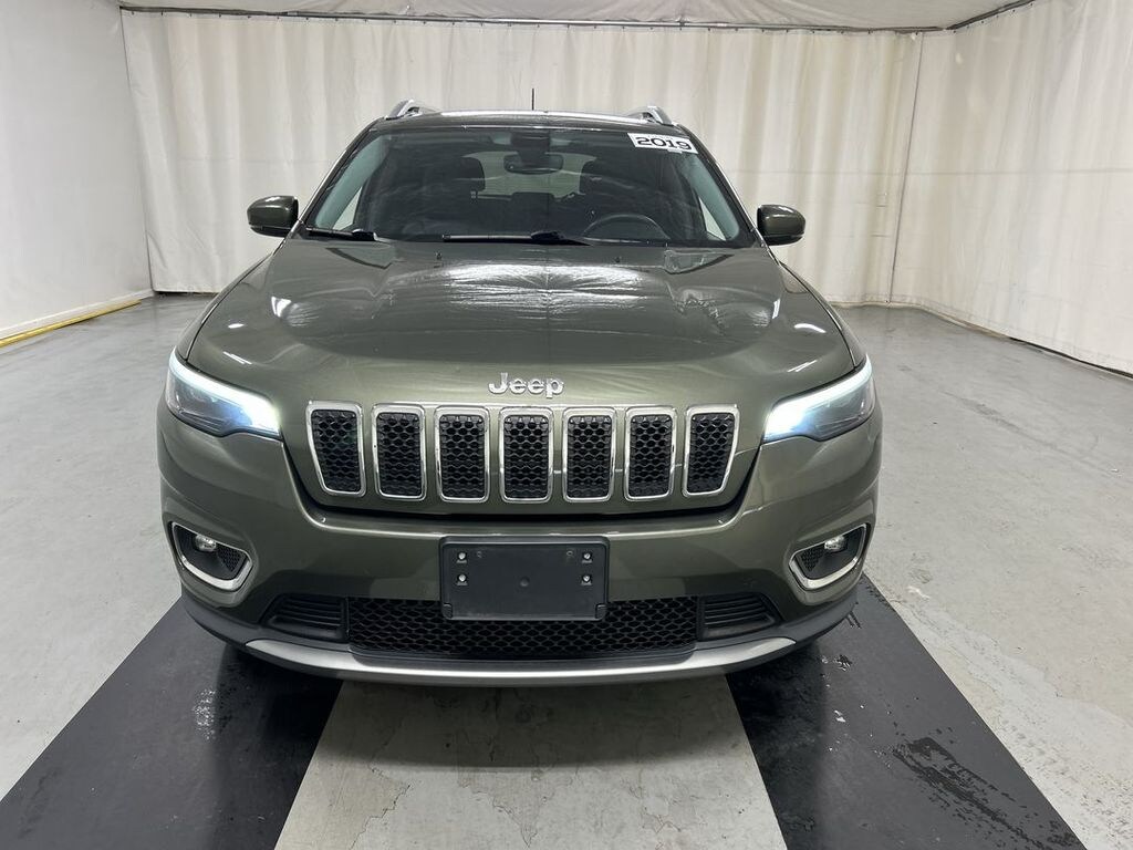 Used 2019 Jeep Cherokee Limited 4x4 SUV