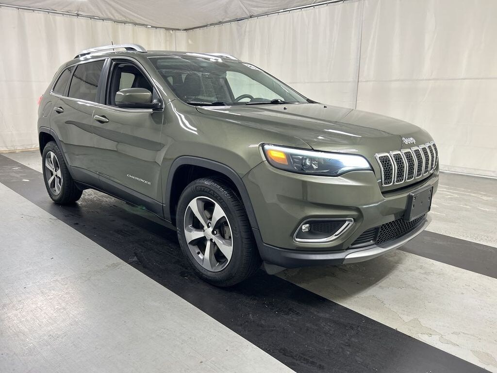 Used 2019 Jeep Cherokee Limited 4x4 SUV