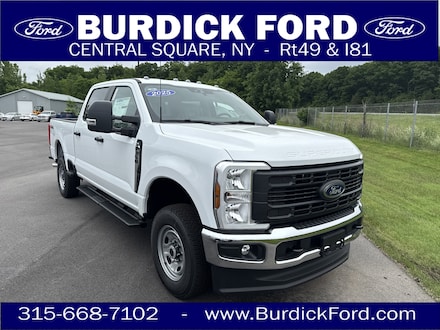 2025 Ford F-350 XL 610A 4x4 Crew Cab 6.75' Box Truck