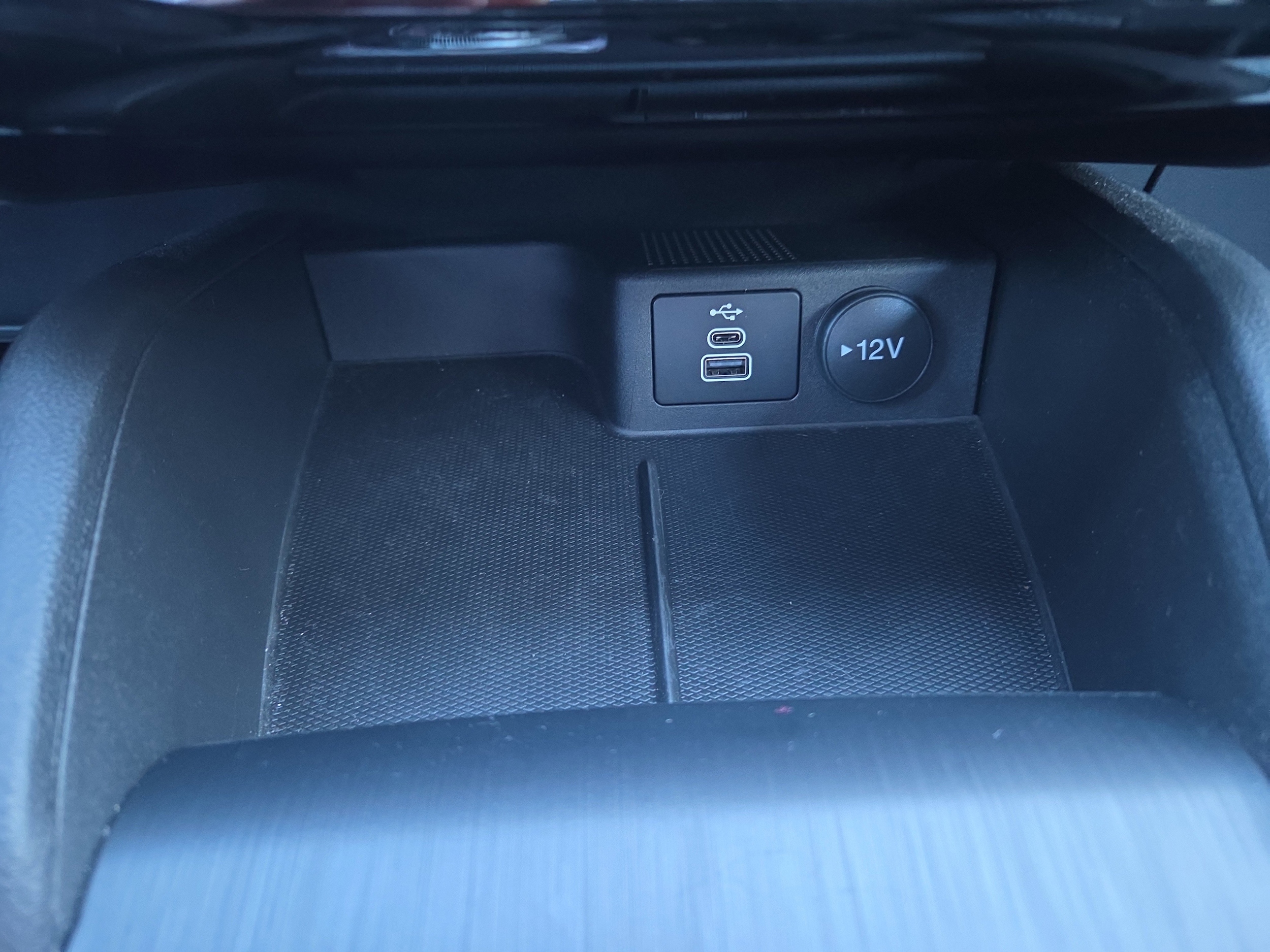 2025 Ford Escape Plug-in hybrid PHEV - Photo 29