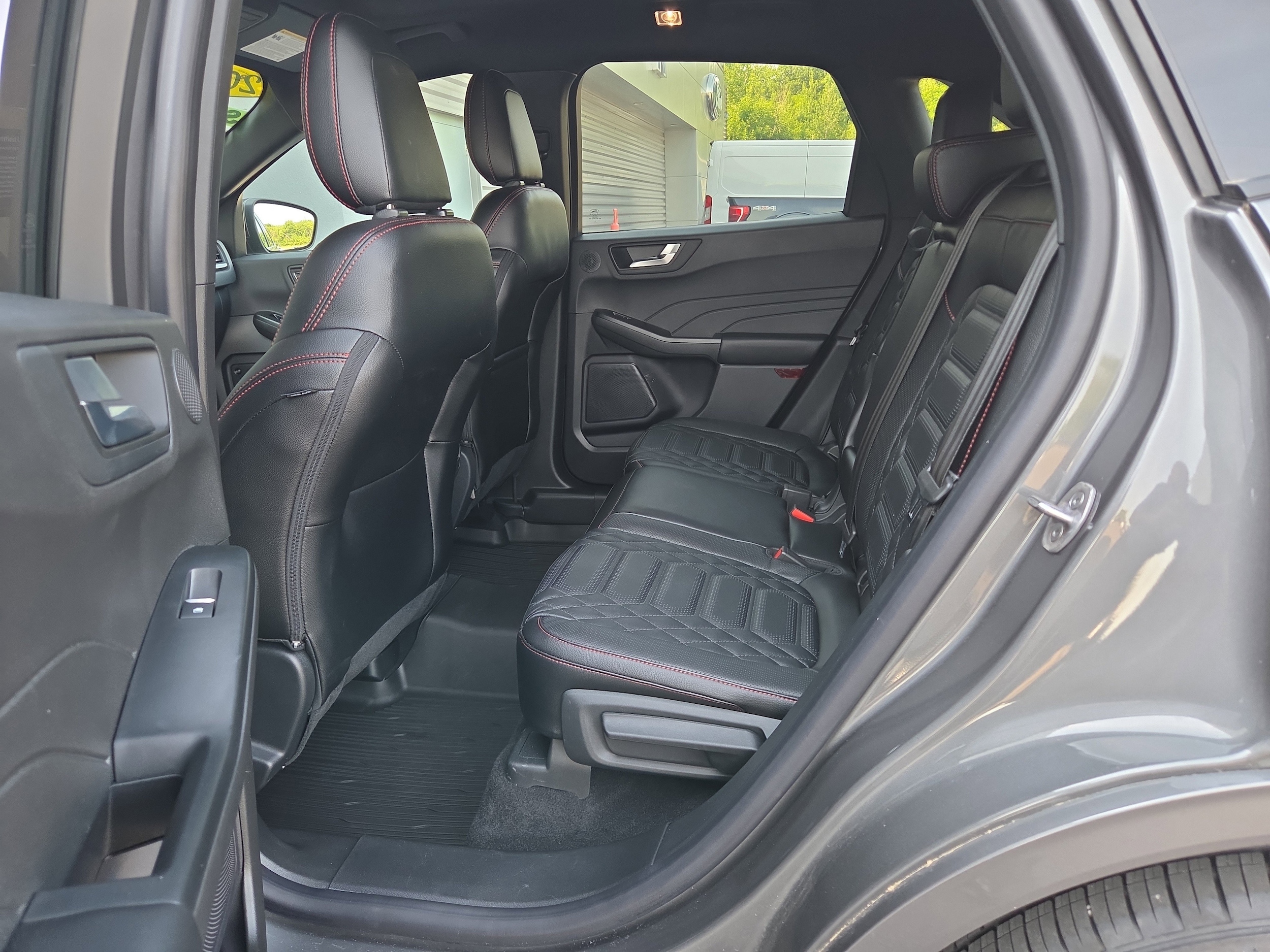 2024 Ford Escape ST-Line Elite - Photo 29