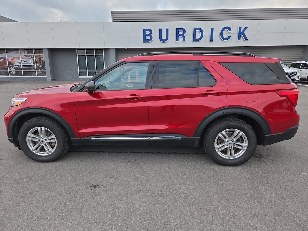 Used 2023 Ford Explorer XLT 202A 4WD SUV