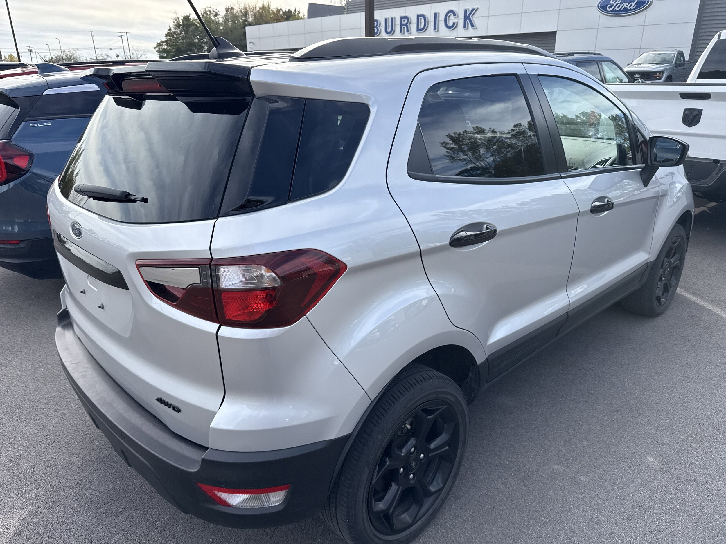 2021 Ford EcoSport SES photo 4