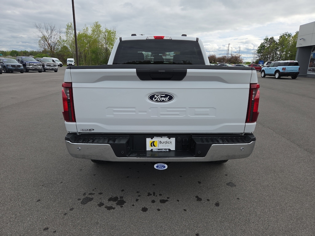 Used 2025 Ford F-150 XLT 301A 4x4 SuperCrew 5.5' Box Truck