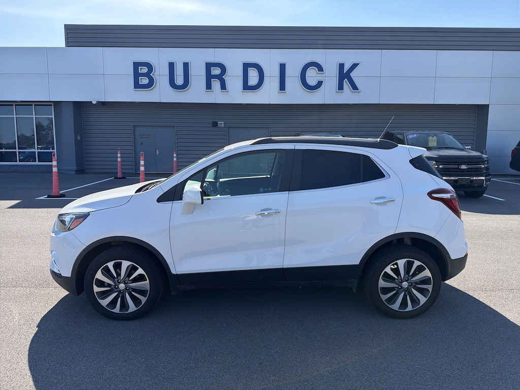 Used 2022 Buick Encore Preferred AWD SUV