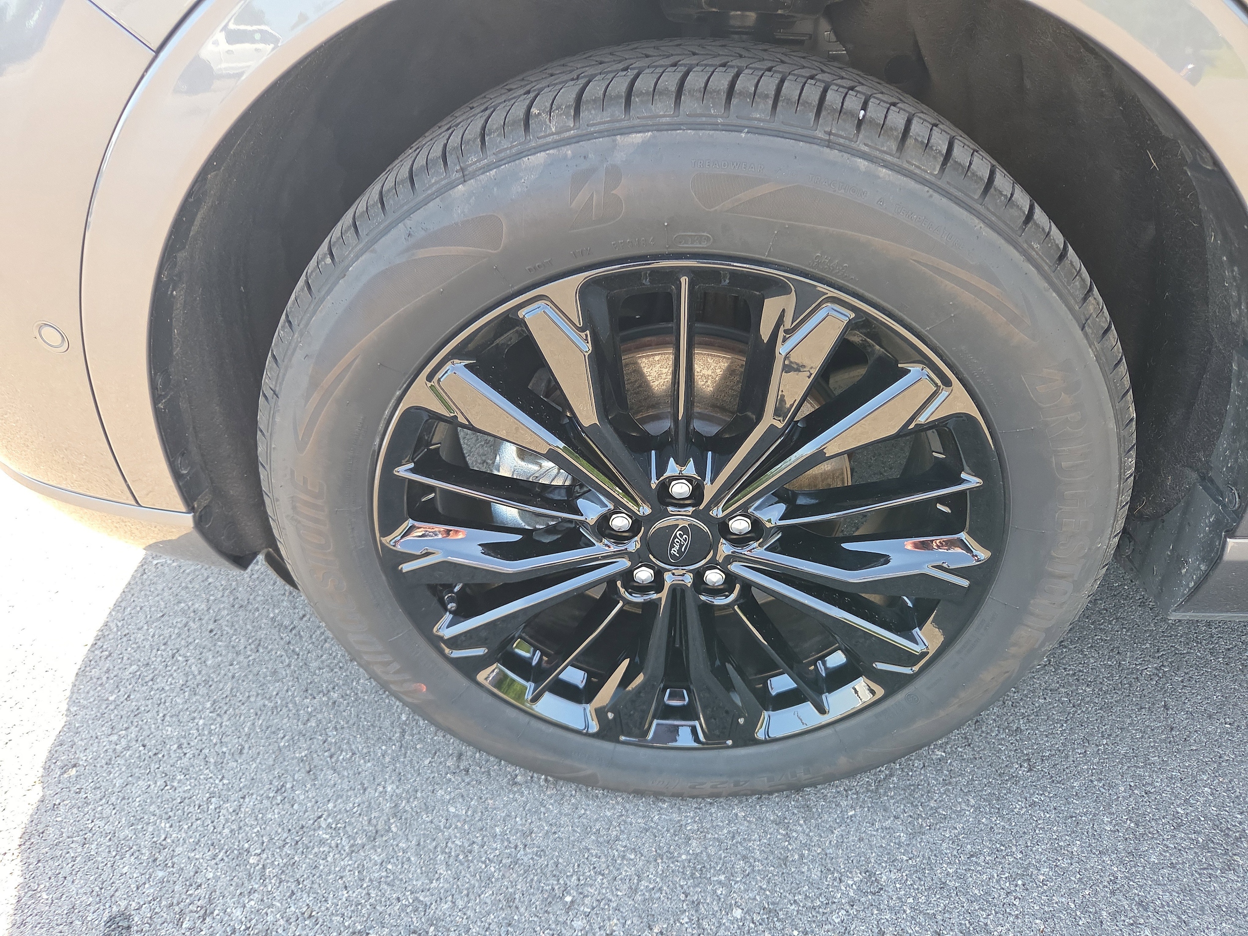 2024 Ford Escape ST-Line Elite - Photo 7