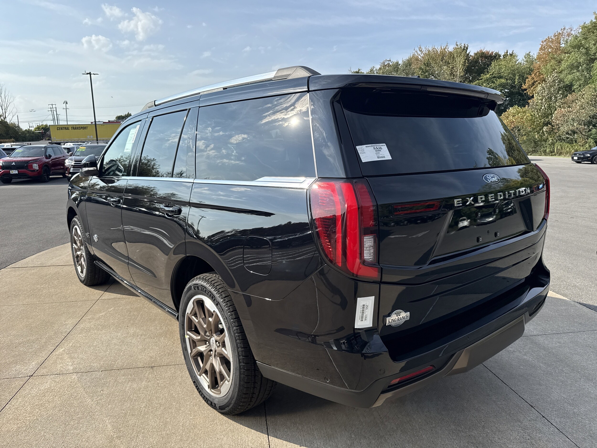 2025 Ford Expedition King Ranch photo 2