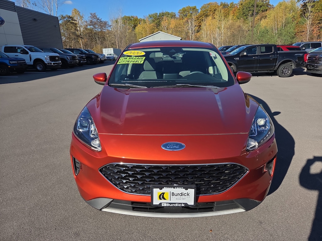 Used 2020 Ford Escape SE 200A AWD SUV