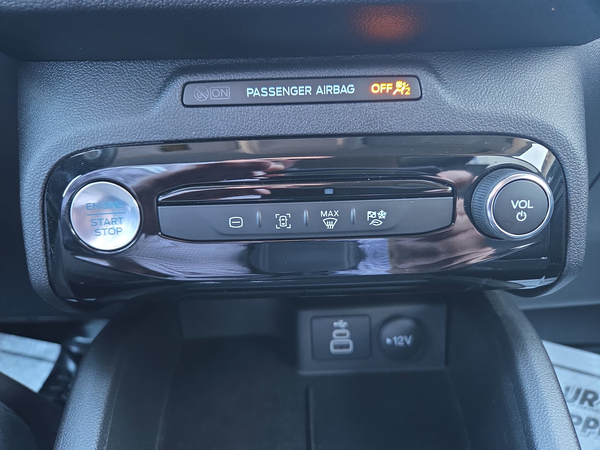 2025 Ford Escape Plug-in hybrid PHEV - Photo 28