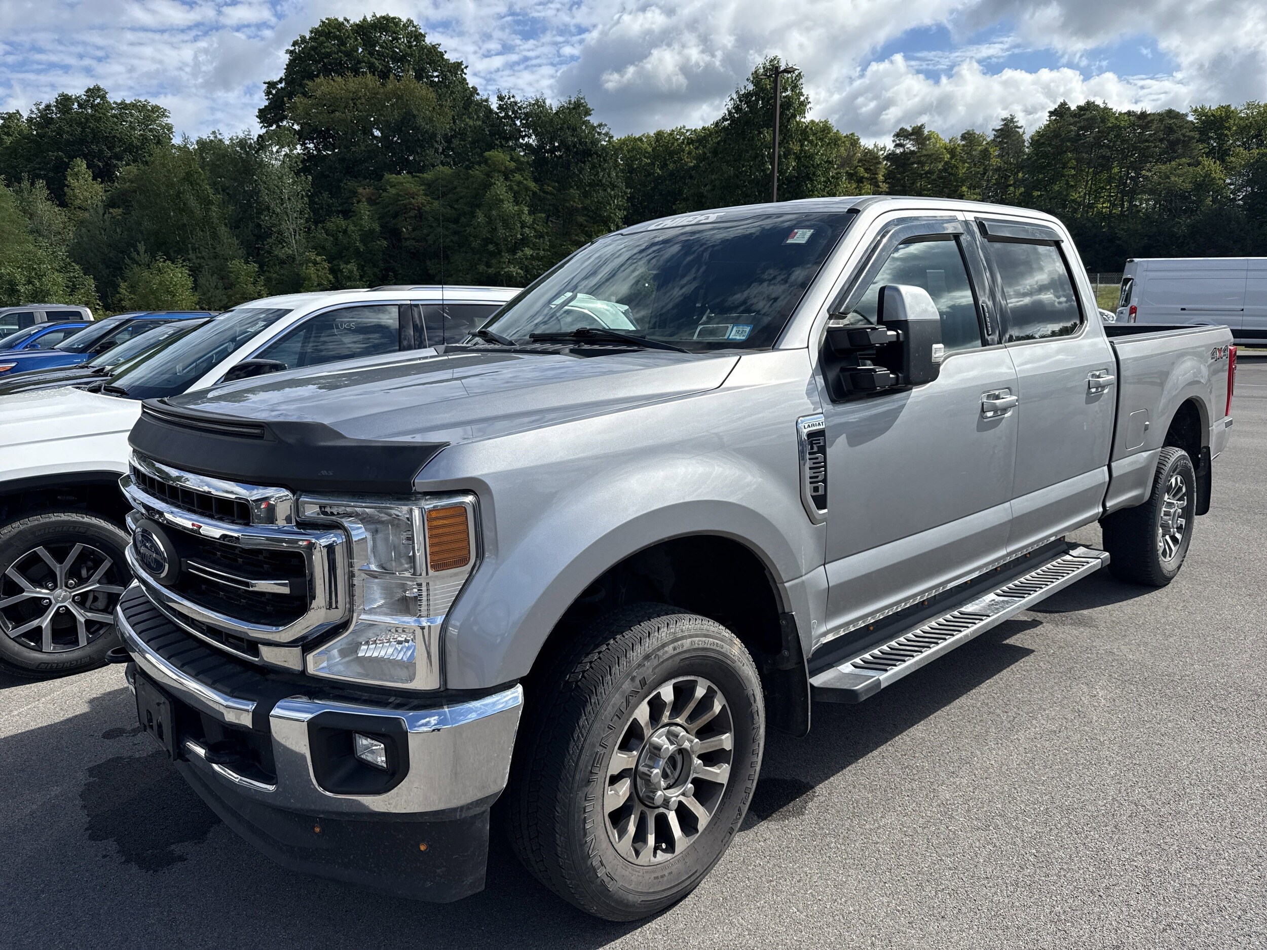 2020 Ford F-250 Lariat photo 2