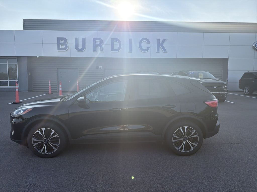 Used 2021 Ford Escape SE 200A AWD SUV