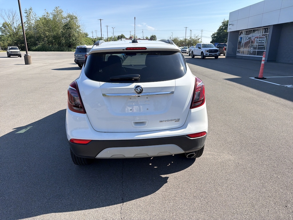 Used 2022 Buick Encore Preferred AWD SUV
