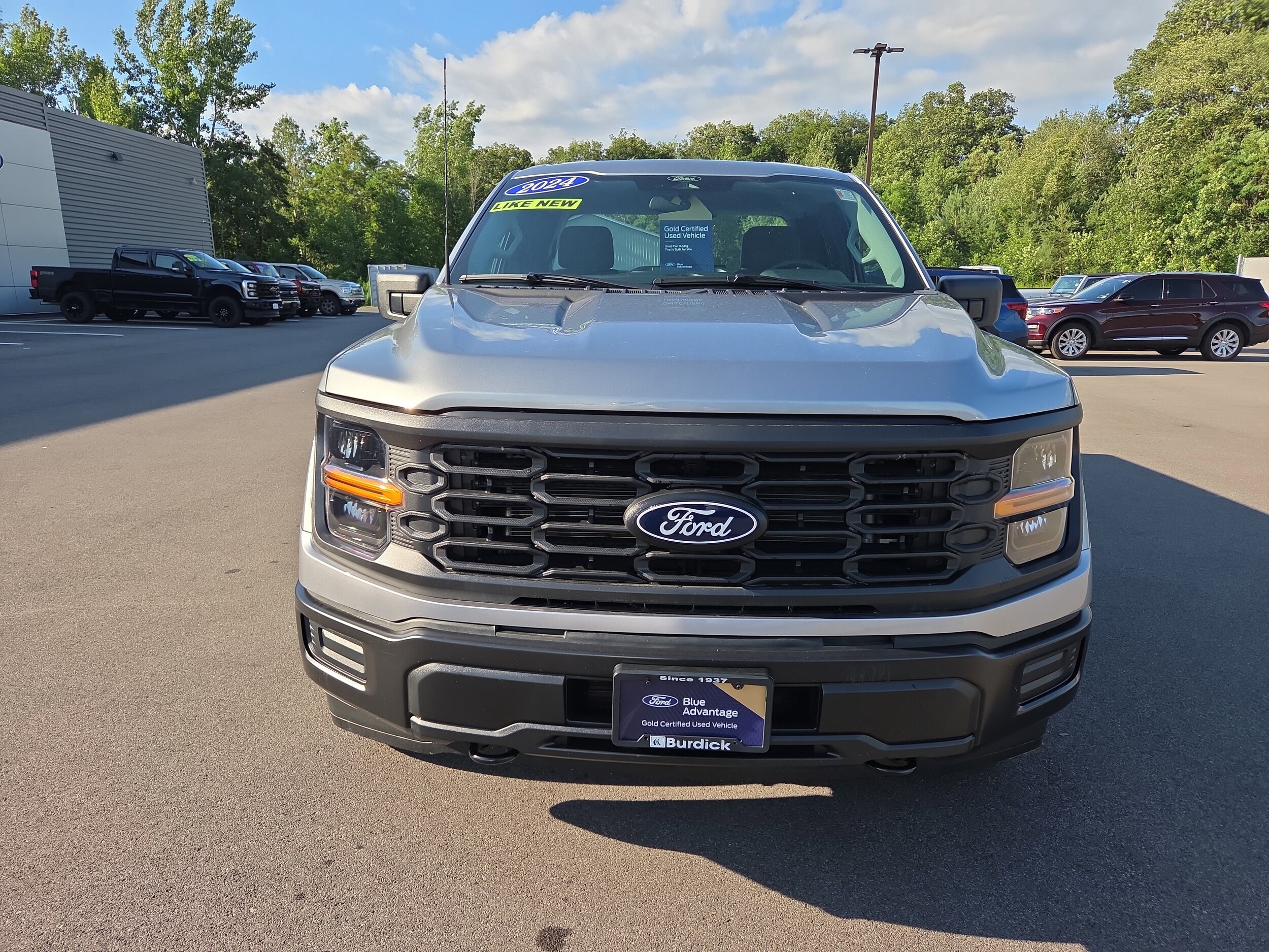 2024 Ford F-150 XL photo 2