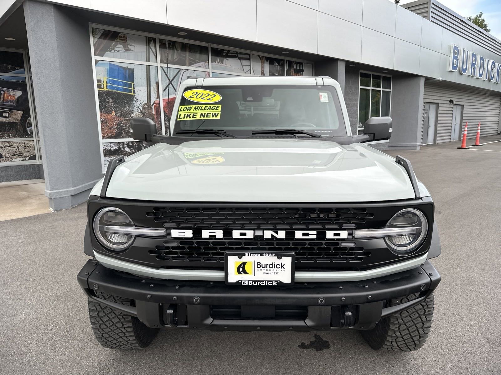 Used 2022 Ford Bronco 4-Door Badlands with VIN 1FMEE5DP6NLB34010 for sale in Central Square, NY