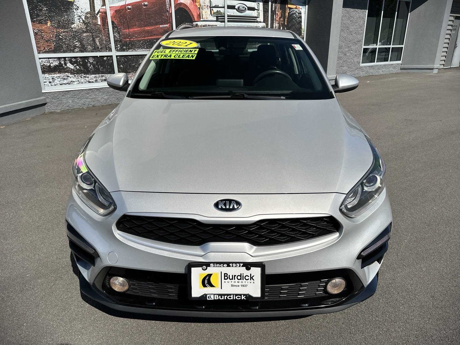 Used 2021 Kia Forte LXS with VIN 3KPF24AD8ME347182 for sale in Central Square, NY