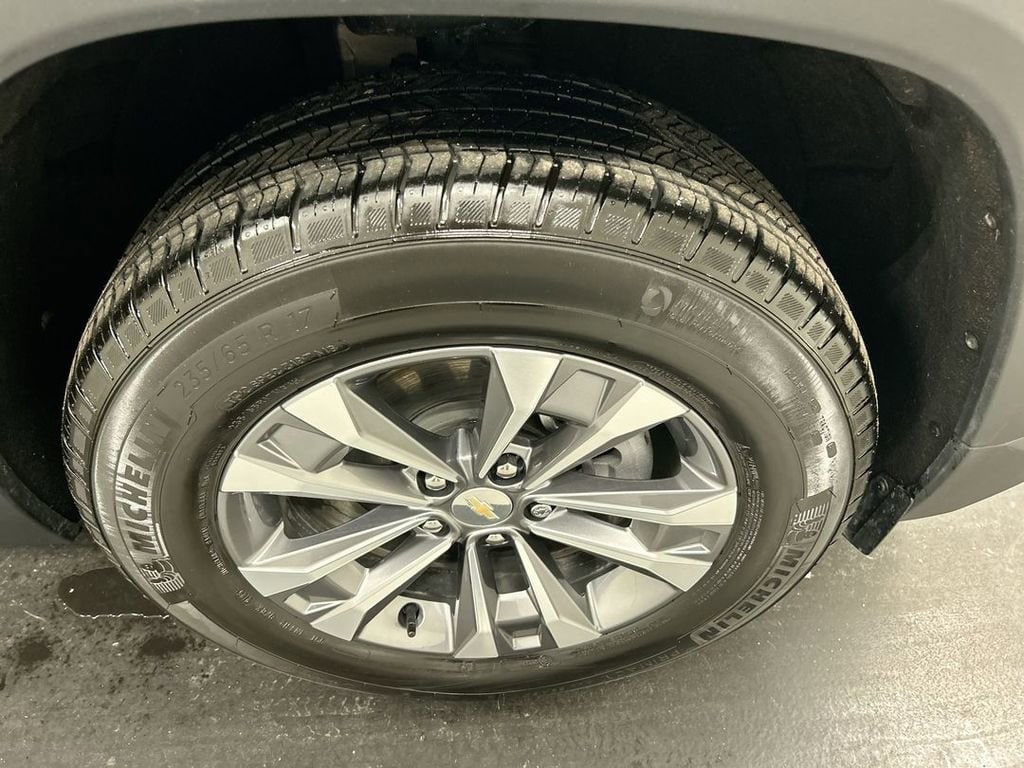 2026 Chevrolet Equinox LT - Photo 8