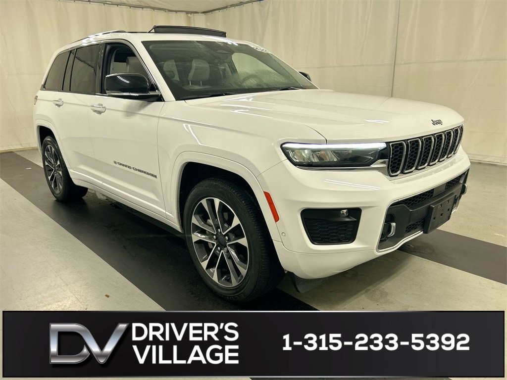 2022 Jeep Grand Cherokee Overland's photo