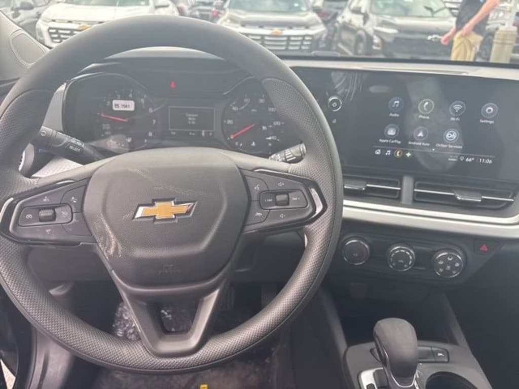 New 2026 Chevrolet Trax LS SUV