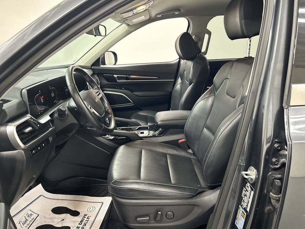 2023 Kia Telluride S - Photo 9