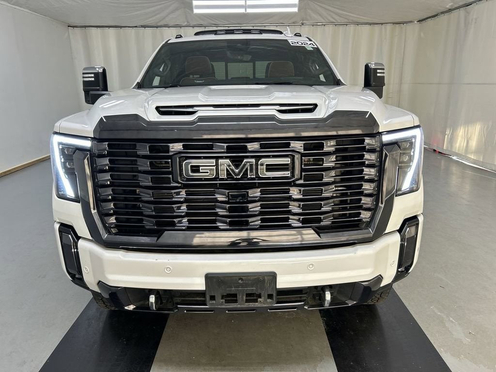 2024 GMC Sierra 3500HD Denali Ultimate - Photo 3