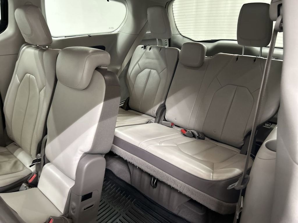 2017 Chrysler Pacifica Touring-L Plus - Photo 20