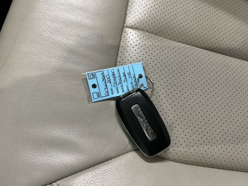 2017 Chrysler Pacifica Touring-L Plus - Photo 12