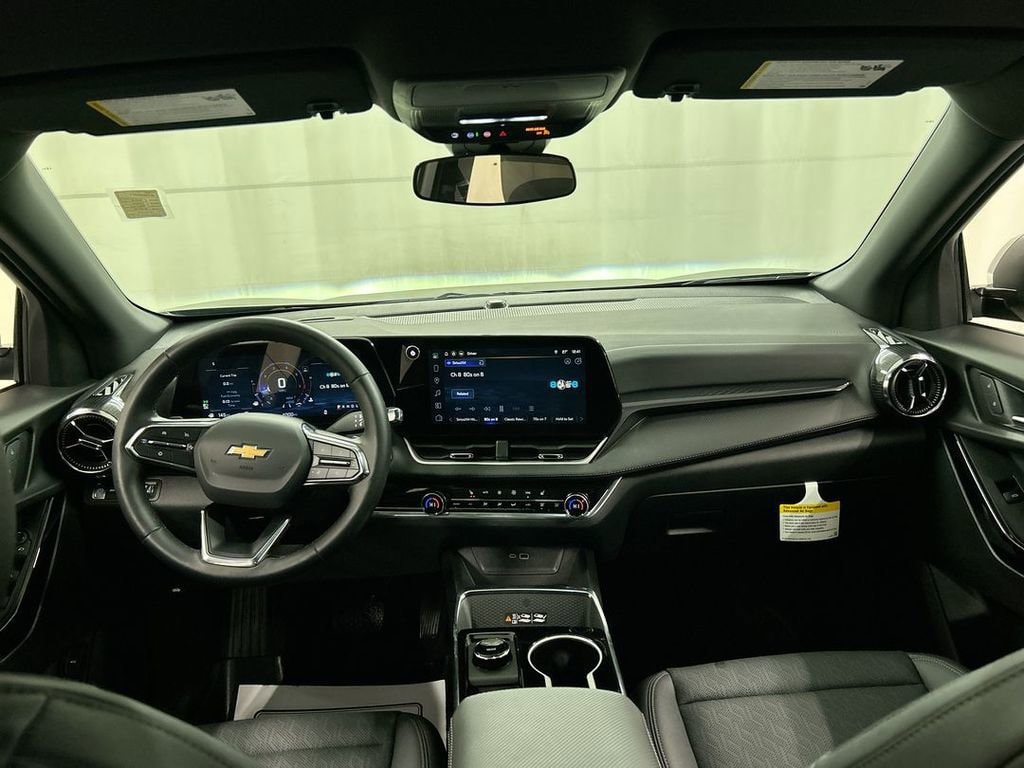 2026 Chevrolet Equinox LT - Photo 18